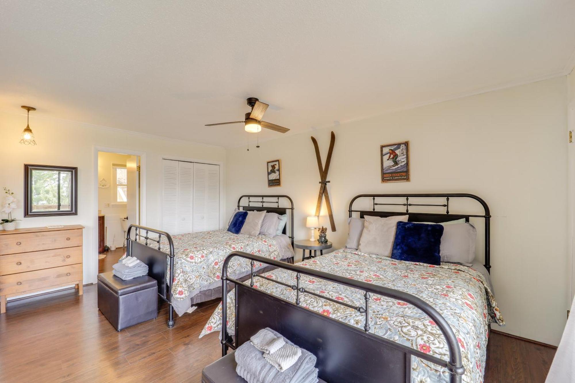 Beech Mountain Studio With Balcony Less Than 1 Mi To Skiing! Exterior photo